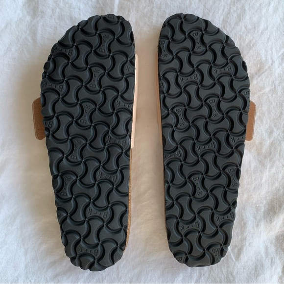 NEW Birkenstock Madrid Big Buckle Patent Leather Sandals Slip High Shine Beige - Picture 6 of 7